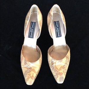 STUART WEITZMAN VINTAGE SNAKESKIN SHOES